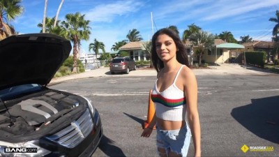 Roadside - Cute Latina Teen Fucked By Roadside Assistance (+18)