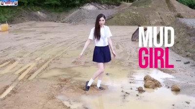 MARi,MUD WAM,dirty Wet Play