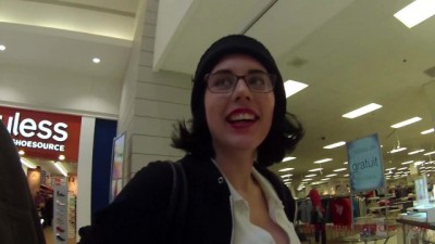 Public Cum Walk at the Mall!