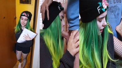 Babe Girl Loves Sucking Dicks Of Her Clients