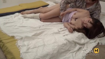 Trainee Became a Victim of Casting Couch MMZ-067