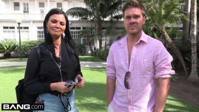 Jasmine Jae Brings Her Friend Along For A Cuckhold Fuck