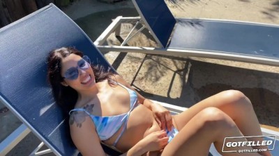 Vanessa Sky's Tight Hole Gets Filled