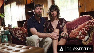Steamy Trans Stepmom Teaches You to Fuck with Stepdad's Assistance!
