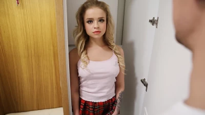 Flexible Teen Doll's Ass Ravaged in Rough Ride (+18)