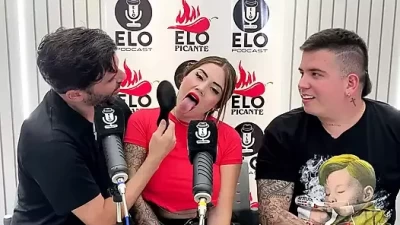 Podcast Interview Turns Wild: Blowjob and Cum Galore with a Naughty Blonde