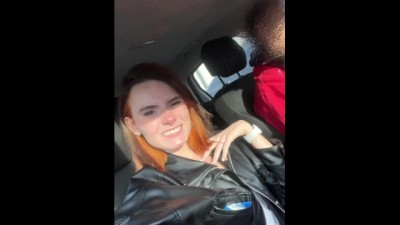 First Date Sex Adventure in Restaurant: 18-Year-Old Cutie Gets Creampied