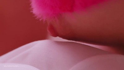 Blonde Bombshell Gets Down and Dirty with a Lucky Stranger