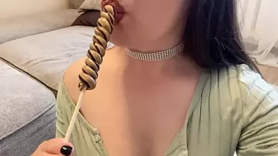 Surprised by a Massive Cumshot: From Lollipop to Dick!
