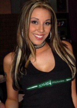 Delilah Strong